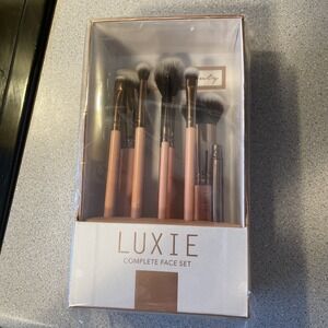 LUXIE Complete Face Set Rose Gold Collection Brush Set 8 Brushes NIB